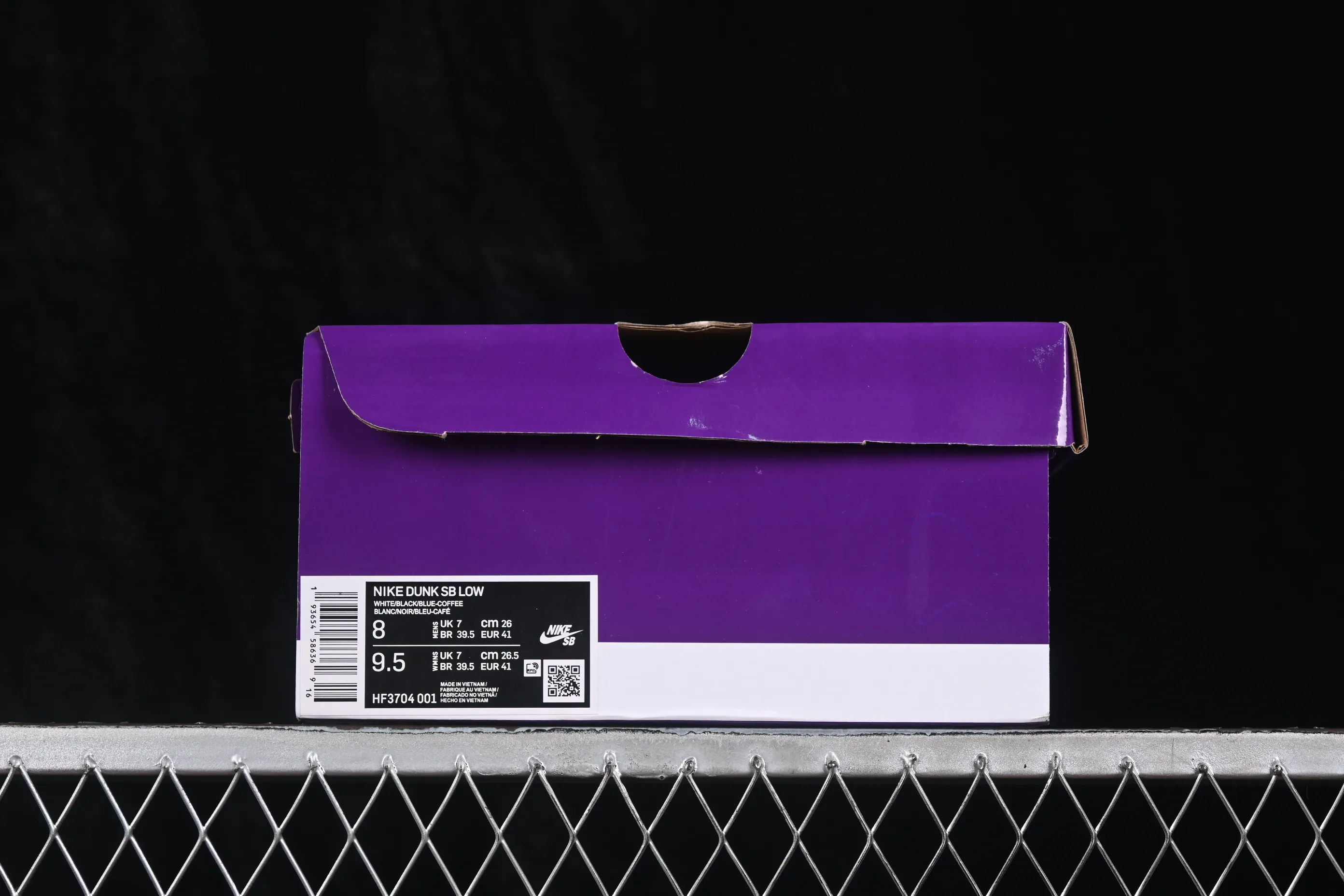 All Categories Nk SB Dunk Series Nk SB Dunk Low Low-top sneakers Nike SB Dunk Low Suede gray raw rubber SB low-top casual sneakers HF3704-001